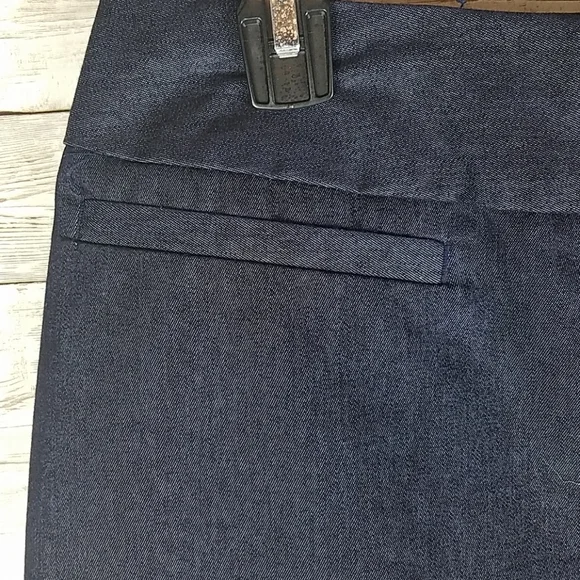 Merona, Denim pencil skirt with wide band, Sz 10 - Picture 4 of 8